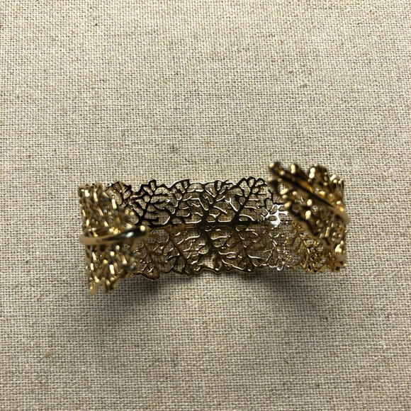 Stella & Dot Grace Cuff - Gold New in Box - Picture 5 of 7